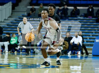 Thumbnail 2 in Sierra Canyon vs. JSerra Catholic photogallery.
