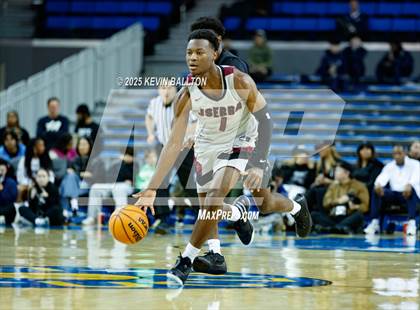 Thumbnail 3 in Sierra Canyon vs. JSerra Catholic photogallery.