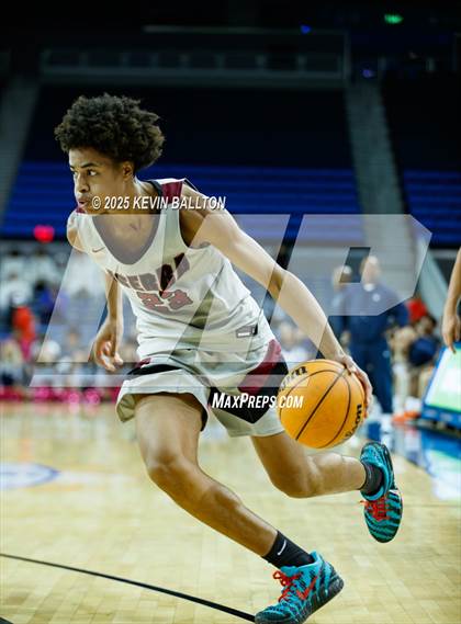 Thumbnail 2 in Sierra Canyon vs. JSerra Catholic photogallery.