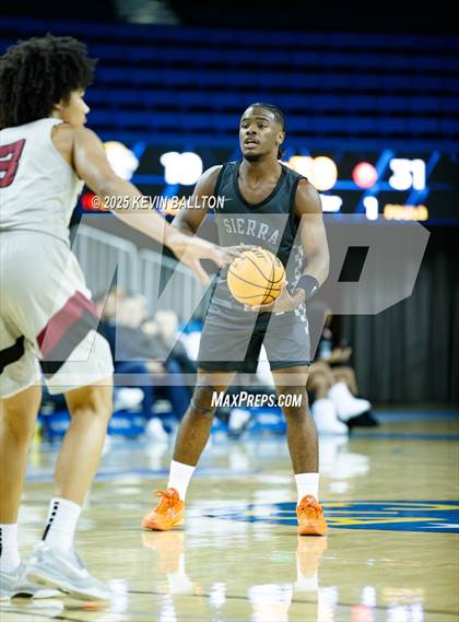 Thumbnail 2 in Sierra Canyon vs. JSerra Catholic photogallery.