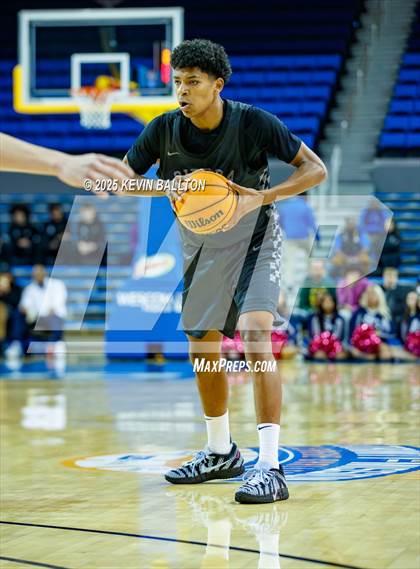 Thumbnail 3 in Sierra Canyon vs. JSerra Catholic photogallery.
