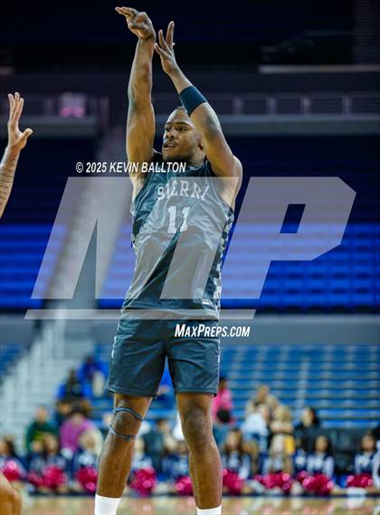 Thumbnail 2 in Sierra Canyon vs. JSerra Catholic photogallery.