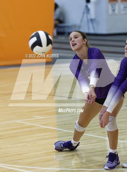 Thumbnail 2 in Leo vs Plymouth (Warsaw Invite) photogallery.