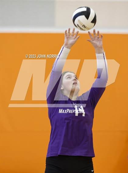 Thumbnail 2 in Leo vs Plymouth (Warsaw Invite) photogallery.