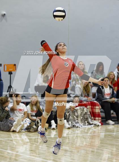 Thumbnail 2 in Leo vs Plymouth (Warsaw Invite) photogallery.