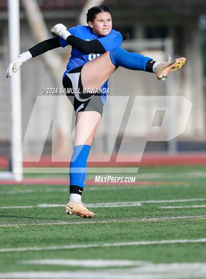 Thumbnail 3 in El Camino Real vs San Pedro (CIF LACS Quarter finals) photogallery.