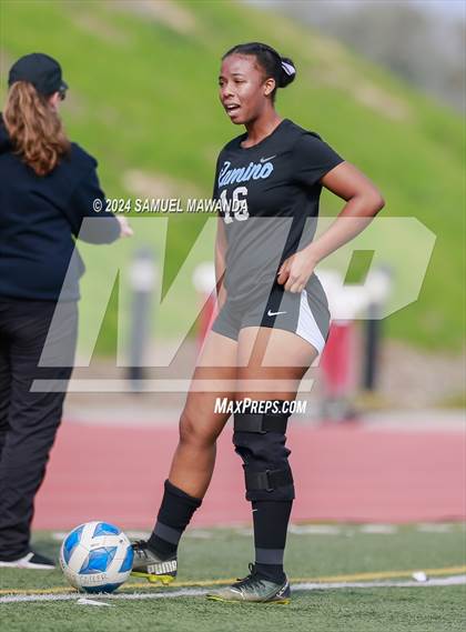 Thumbnail 3 in El Camino Real vs San Pedro (CIF LACS Quarter finals) photogallery.