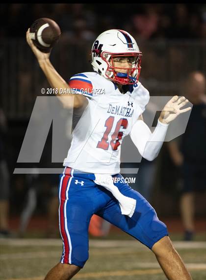 Thumbnail 3 in St. Thomas Aquinas vs DeMatha photogallery.