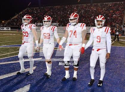 Thumbnail 1 in Mater Dei vs. St. John Bosco (CIF SS DIV 1 Championship Final) photogallery.