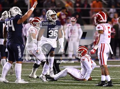 Thumbnail 1 in Mater Dei vs. St. John Bosco (CIF SS DIV 1 Championship Final) photogallery.