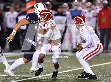 Thumbnail 2 in Mater Dei vs. St. John Bosco (CIF SS DIV 1 Championship Final) photogallery.