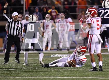 Thumbnail 1 in Mater Dei vs. St. John Bosco (CIF SS DIV 1 Championship Final) photogallery.