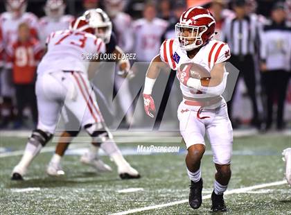 Thumbnail 2 in Mater Dei vs. St. John Bosco (CIF SS DIV 1 Championship Final) photogallery.
