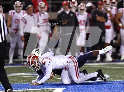 Thumbnail 3 in Mater Dei vs. St. John Bosco (CIF SS DIV 1 Championship Final) photogallery.