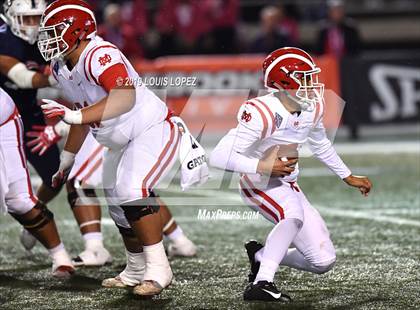 Thumbnail 3 in Mater Dei vs. St. John Bosco (CIF SS DIV 1 Championship Final) photogallery.