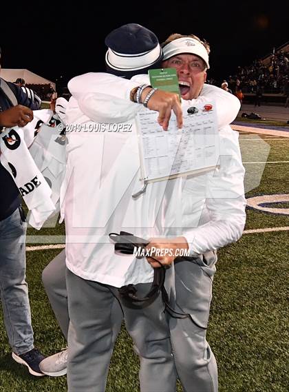 Thumbnail 3 in Mater Dei vs. St. John Bosco (CIF SS DIV 1 Championship Final) photogallery.