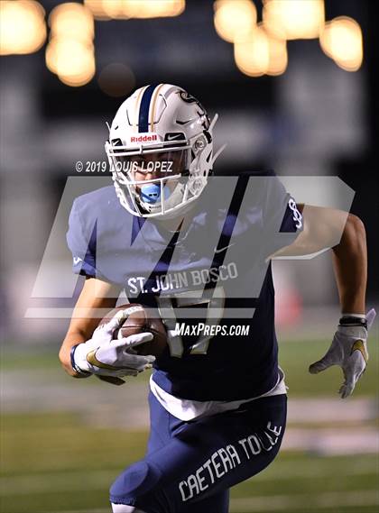 Thumbnail 1 in Mater Dei vs. St. John Bosco (CIF SS DIV 1 Championship Final) photogallery.