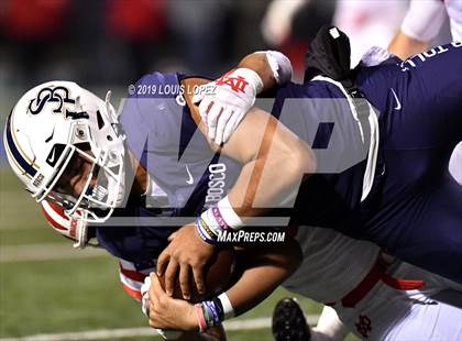 Thumbnail 1 in Mater Dei vs. St. John Bosco (CIF SS DIV 1 Championship Final) photogallery.