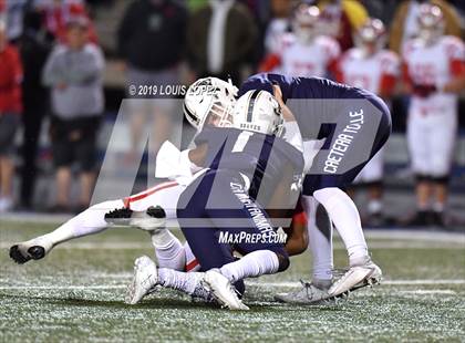 Thumbnail 2 in Mater Dei vs. St. John Bosco (CIF SS DIV 1 Championship Final) photogallery.