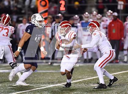 Thumbnail 1 in Mater Dei vs. St. John Bosco (CIF SS DIV 1 Championship Final) photogallery.