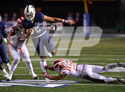 Thumbnail 1 in Mater Dei vs. St. John Bosco (CIF SS DIV 1 Championship Final) photogallery.