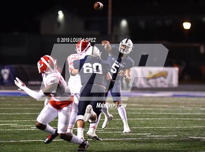 Thumbnail 3 in Mater Dei vs. St. John Bosco (CIF SS DIV 1 Championship Final) photogallery.
