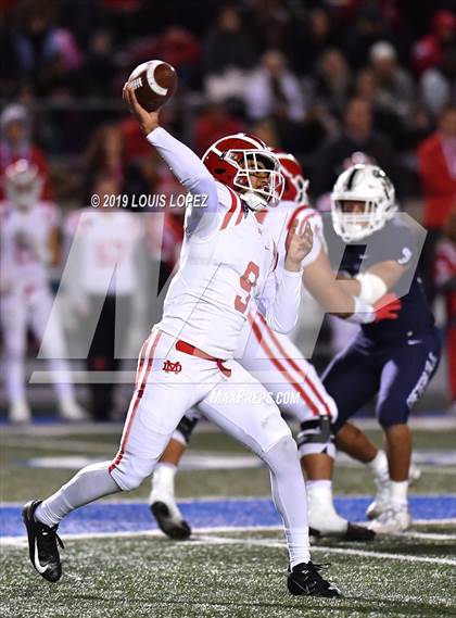 Thumbnail 2 in Mater Dei vs. St. John Bosco (CIF SS DIV 1 Championship Final) photogallery.