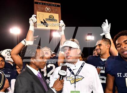 Thumbnail 3 in Mater Dei vs. St. John Bosco (CIF SS DIV 1 Championship Final) photogallery.