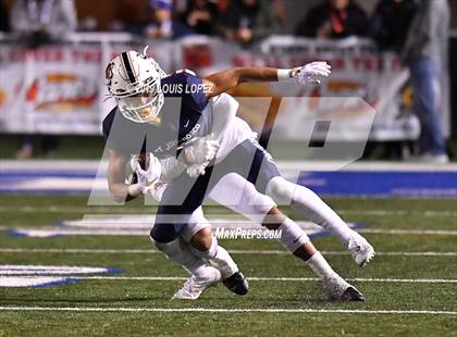 Thumbnail 2 in Mater Dei vs. St. John Bosco (CIF SS DIV 1 Championship Final) photogallery.