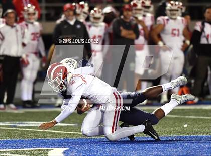 Thumbnail 2 in Mater Dei vs. St. John Bosco (CIF SS DIV 1 Championship Final) photogallery.