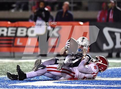 Thumbnail 3 in Mater Dei vs. St. John Bosco (CIF SS DIV 1 Championship Final) photogallery.