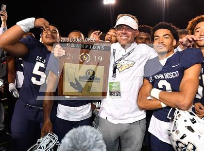 Thumbnail 3 in Mater Dei vs. St. John Bosco (CIF SS DIV 1 Championship Final) photogallery.