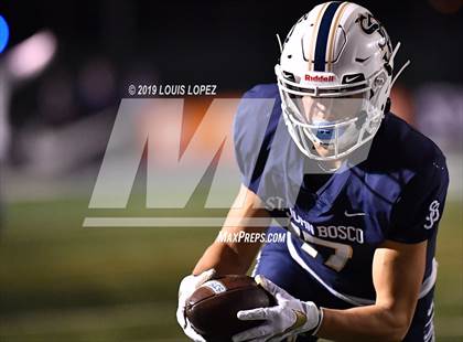 Thumbnail 1 in Mater Dei vs. St. John Bosco (CIF SS DIV 1 Championship Final) photogallery.