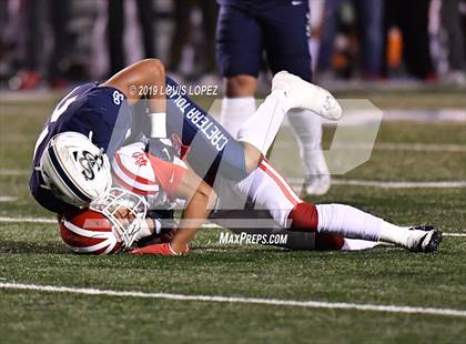 Thumbnail 2 in Mater Dei vs. St. John Bosco (CIF SS DIV 1 Championship Final) photogallery.