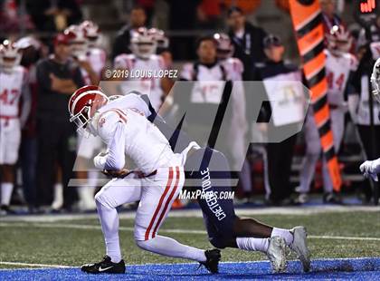Thumbnail 3 in Mater Dei vs. St. John Bosco (CIF SS DIV 1 Championship Final) photogallery.