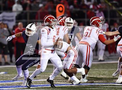Thumbnail 1 in Mater Dei vs. St. John Bosco (CIF SS DIV 1 Championship Final) photogallery.