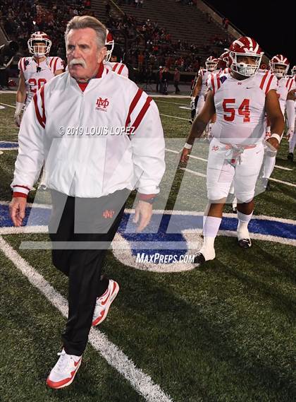 Thumbnail 2 in Mater Dei vs. St. John Bosco (CIF SS DIV 1 Championship Final) photogallery.