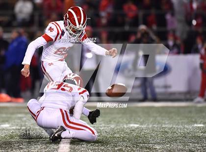 Thumbnail 1 in Mater Dei vs. St. John Bosco (CIF SS DIV 1 Championship Final) photogallery.