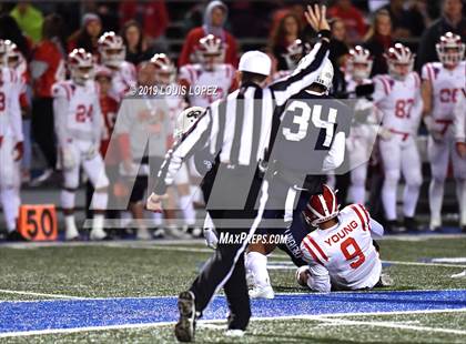 Thumbnail 2 in Mater Dei vs. St. John Bosco (CIF SS DIV 1 Championship Final) photogallery.