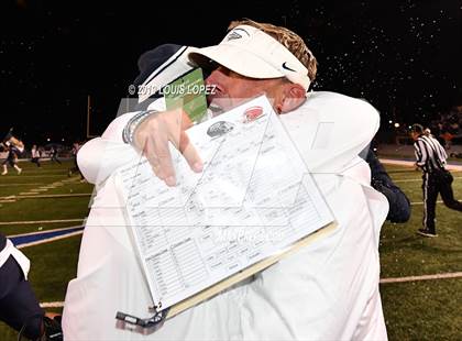 Thumbnail 2 in Mater Dei vs. St. John Bosco (CIF SS DIV 1 Championship Final) photogallery.