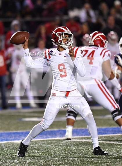 Thumbnail 1 in Mater Dei vs. St. John Bosco (CIF SS DIV 1 Championship Final) photogallery.
