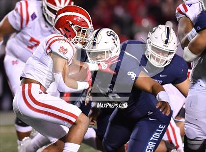 Thumbnail 2 in Mater Dei vs. St. John Bosco (CIF SS DIV 1 Championship Final) photogallery.