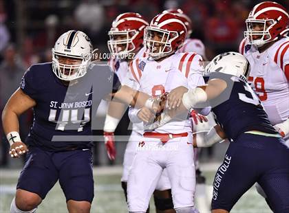 Thumbnail 3 in Mater Dei vs. St. John Bosco (CIF SS DIV 1 Championship Final) photogallery.