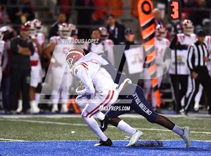 Thumbnail 2 in Mater Dei vs. St. John Bosco (CIF SS DIV 1 Championship Final) photogallery.