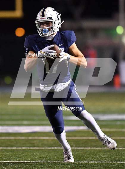 Thumbnail 2 in Mater Dei vs. St. John Bosco (CIF SS DIV 1 Championship Final) photogallery.