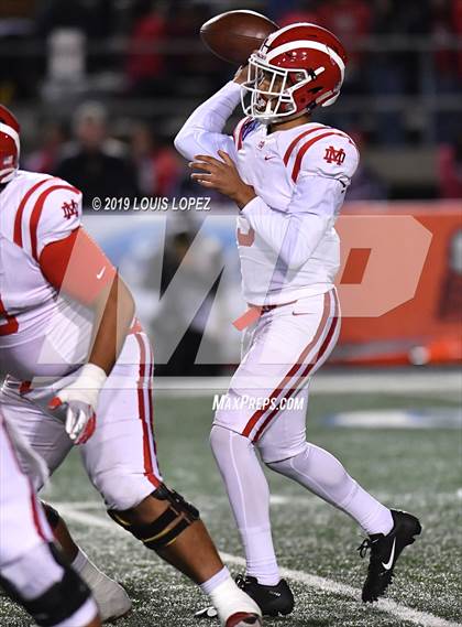 Thumbnail 3 in Mater Dei vs. St. John Bosco (CIF SS DIV 1 Championship Final) photogallery.