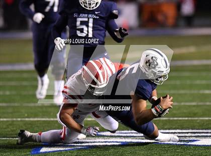 Thumbnail 1 in Mater Dei vs. St. John Bosco (CIF SS DIV 1 Championship Final) photogallery.
