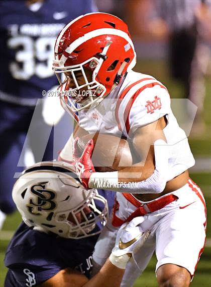 Thumbnail 3 in Mater Dei vs. St. John Bosco (CIF SS DIV 1 Championship Final) photogallery.