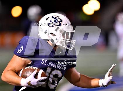 Thumbnail 3 in Mater Dei vs. St. John Bosco (CIF SS DIV 1 Championship Final) photogallery.