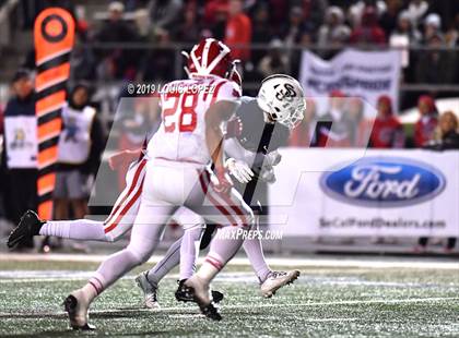 Thumbnail 2 in Mater Dei vs. St. John Bosco (CIF SS DIV 1 Championship Final) photogallery.